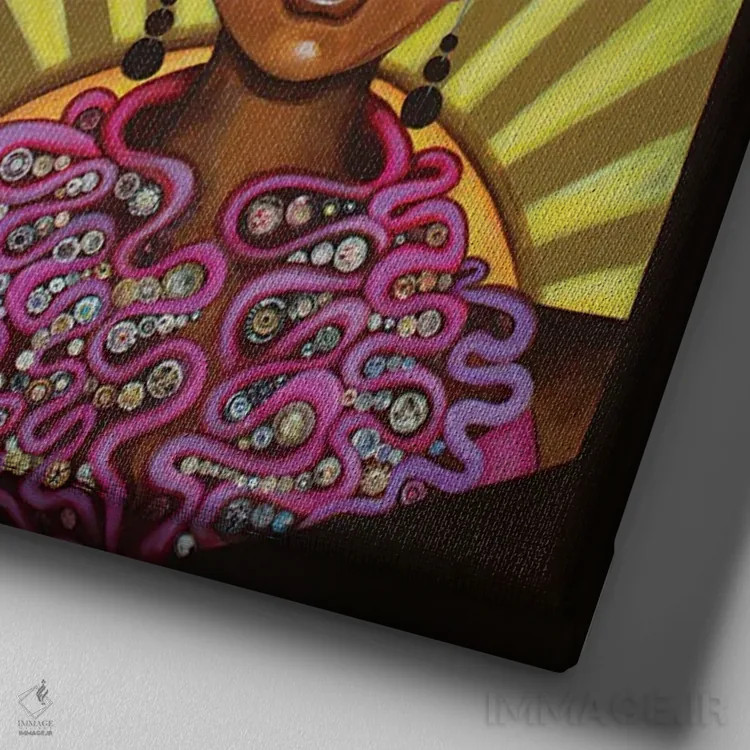 تابلو تاجدار با موهای فر اثر اشلی جوی - نمای نزدیک بافت بوم