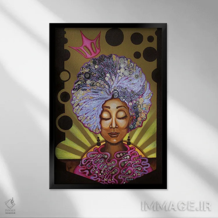 تابلو تاجدار با موهای فر اثر اشلی جوی - نمای قابدار مشکی