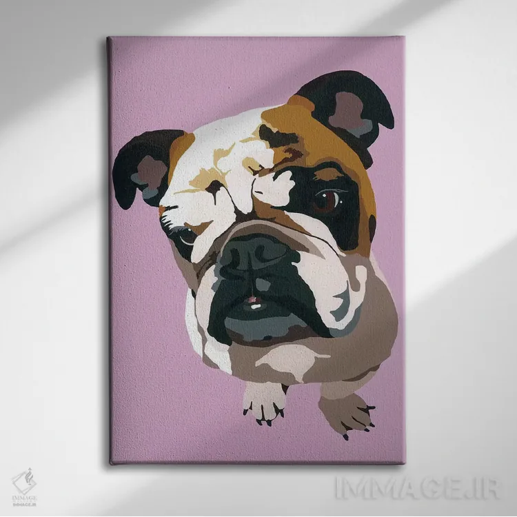 تابلو بولداگ روی زمینه اسطوخودوس (رنگ بنفش ملایم) اثر جولی احمد - نمای روبهرو روی دیوار