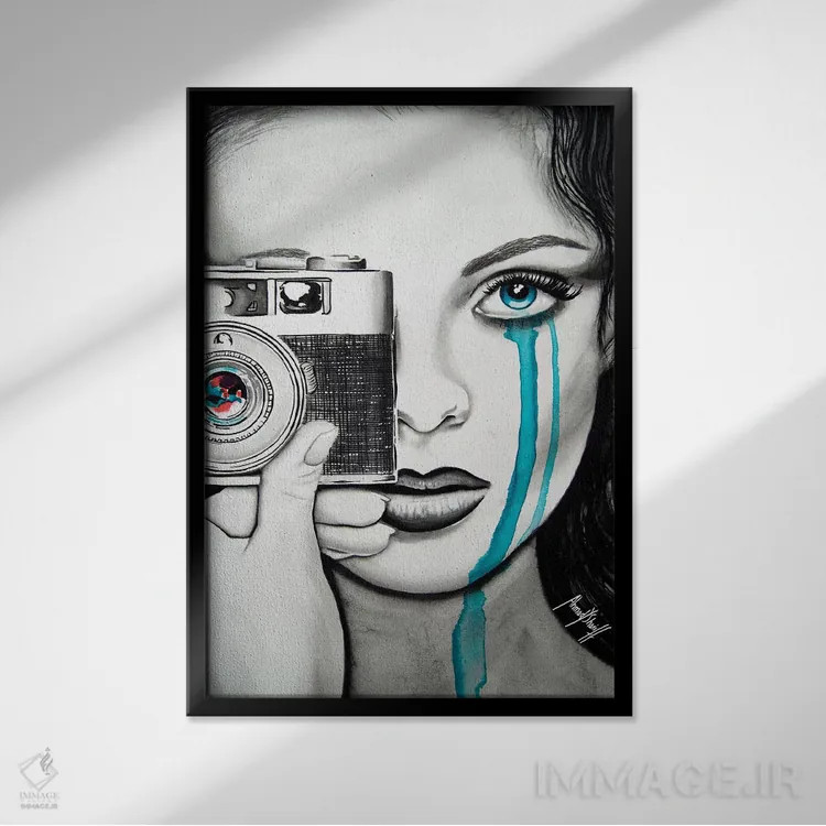 تابلو عکس تو اثر احمد شریف - نمای قابدار مشکی