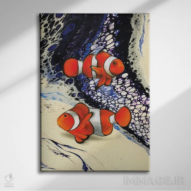 تابلو دلقکبازی اثر آن هاچینسون - نمای روبهرو روی دیوار