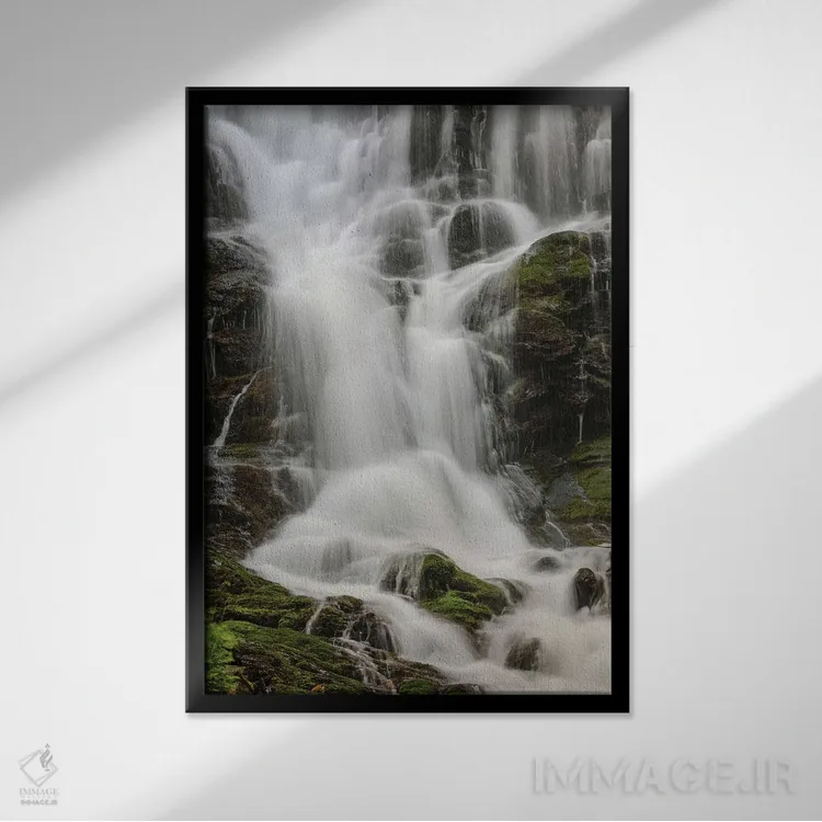 تابلو بخشی از آبشار مینگو، پارک ملی کوههای اسموکی بزرگ، تنسی اثر آدام جونز - نمای قابدار مشکی