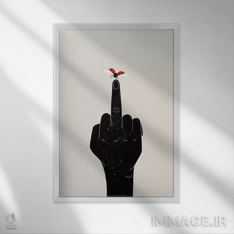 تابلو کفشدوزک اثر امی و کورت برلین - نمای قابدار سفید