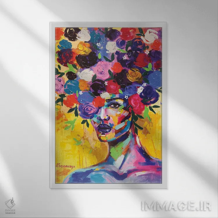 تابلو زنان قدرتمند اثر آلیاکساندرا تسسارسکایا - نمای قابدار سفید
