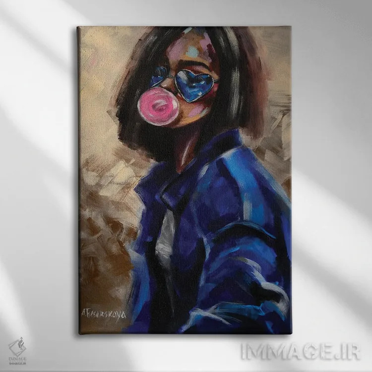 تابلو دختر جوان اثر آلیاکساندرا تسسارسکایا - نمای روبهرو روی دیوار