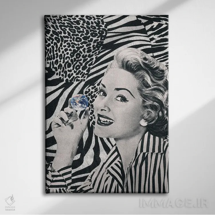 تابلو زمین در دستان ما اثر آندریاس لیه - نمای روبهرو روی دیوار