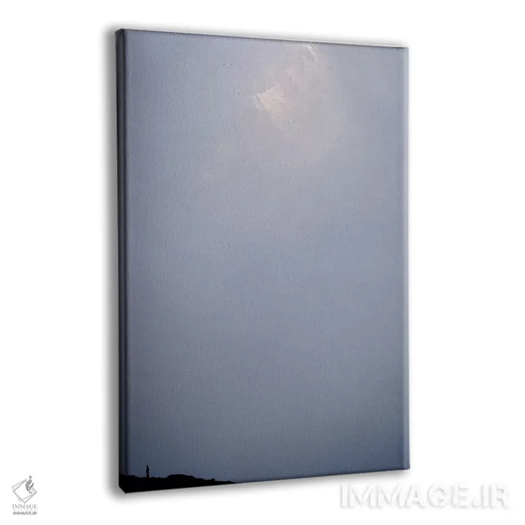 تابلو یک نفر تنها زیر دیوارهٔ شمالی عظیم آما دابلوم در مه، پوکالده بیسی، خومبو، نپال اثر الکس بیوس - نمای پرسپکتیو محصول