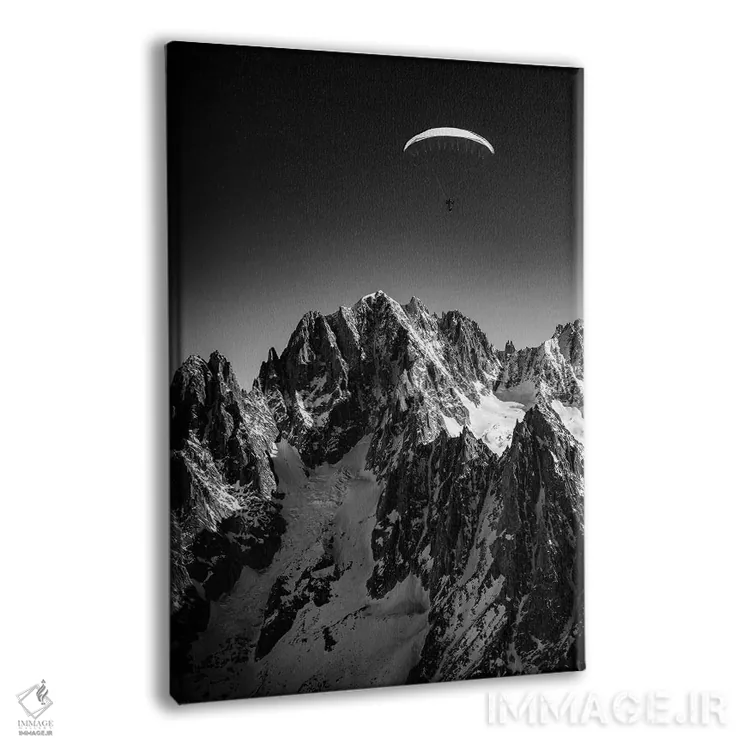 تابلو یک پاراگلایدر بر فراز واله بلانش، شامونی، فرانسه اثر الکس بیوس - نمای پرسپکتیو محصول