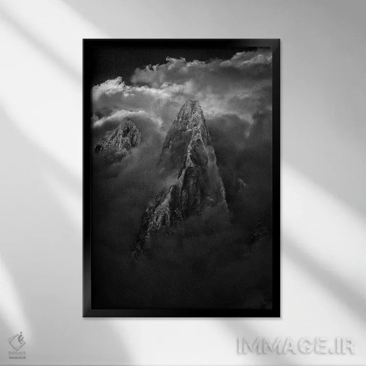 تابلو هوای طوفانی، ایگوئی د درو، شامونی، اوت سووآ، اورنی-رون-آلپ، فرانسه اثر الکس بیوس - نمای قابدار مشکی