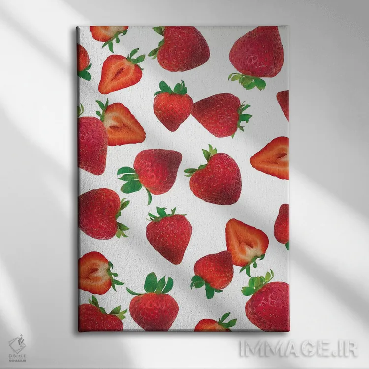 تابلو توتفرنگی تازه اثر آماندا مکگی - نمای روبهرو روی دیوار