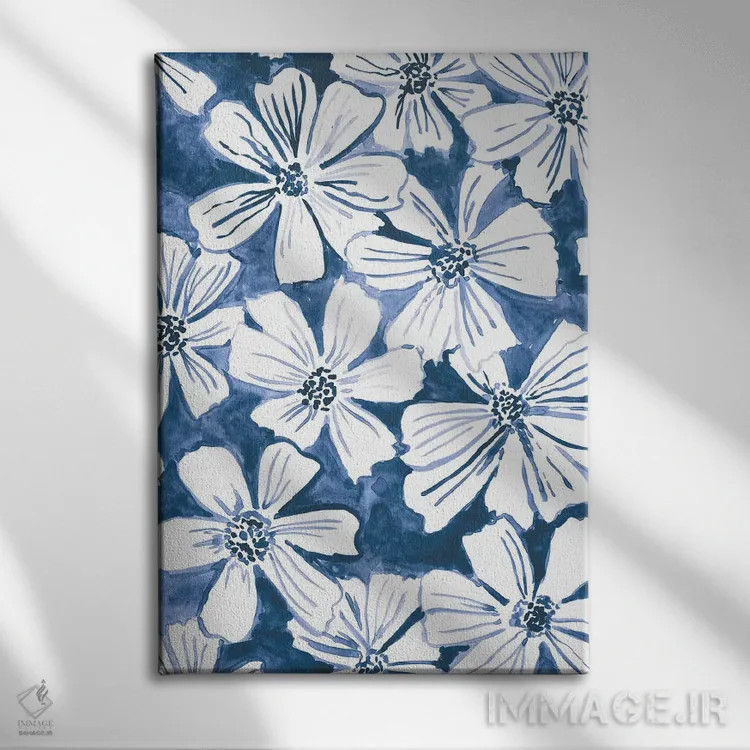 تابلو حالوهوای نیلی سه اثر آماندا مکگی - نمای روبهرو روی دیوار