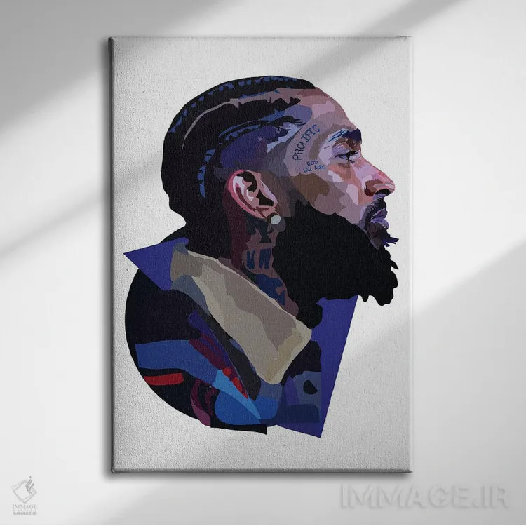 تابلو نیپسی هاسل (رپر آمریکایی) اثر آنا مککی - نمای روبهرو روی دیوار