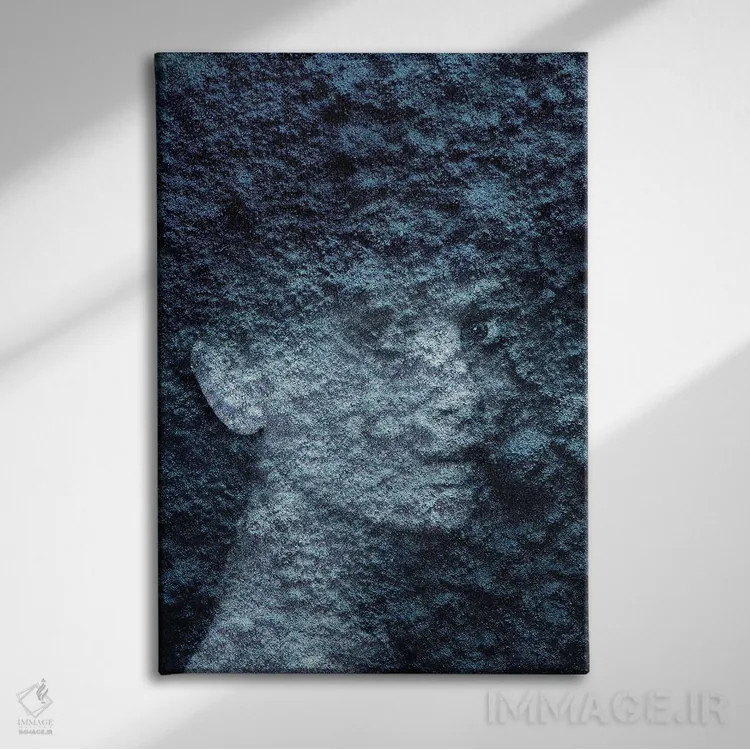 تابلو بافتدار اثر تاتیانا آمرِین - نمای روبهرو روی دیوار