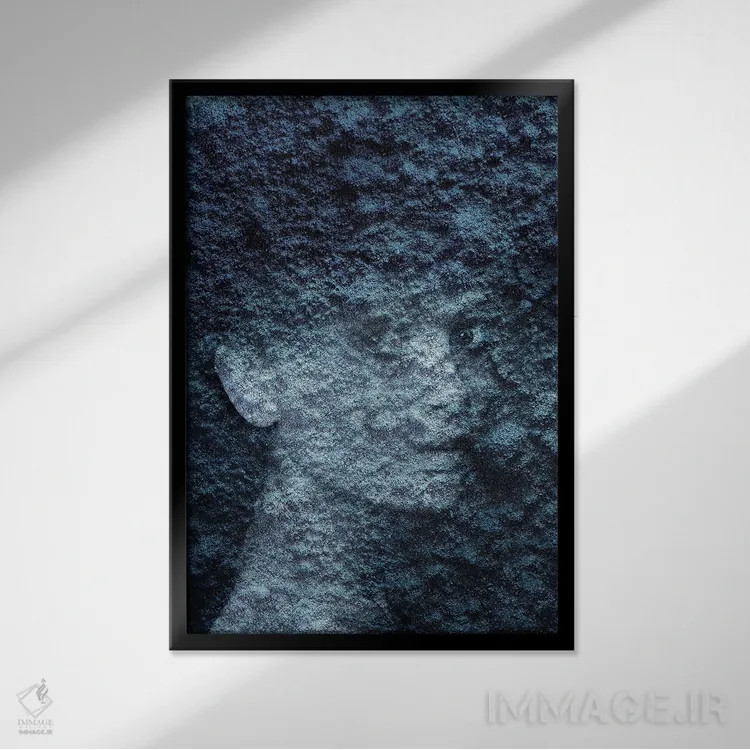 تابلو بافتدار اثر تاتیانا آمرِین - نمای قابدار مشکی