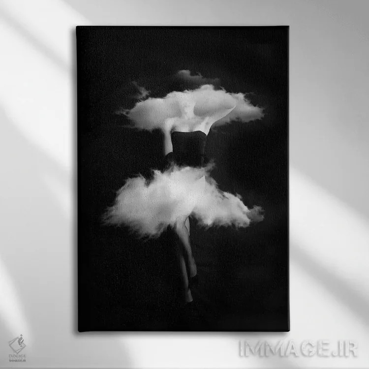 تابلو ابرها اثر تاتیانا آمرِین - نمای روبهرو روی دیوار