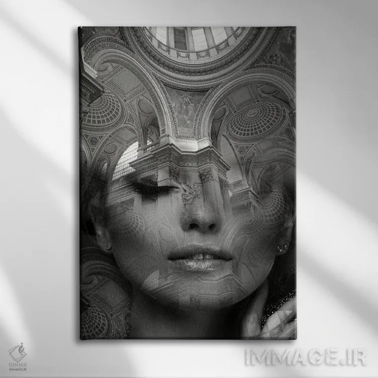 تابلو کلیسا اثر تاتیانا آمرِین - نمای روبهرو روی دیوار