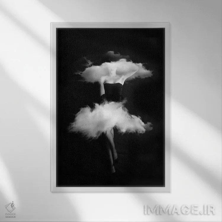 تابلو ابرها اثر تاتیانا آمرِین - نمای قابدار سفید