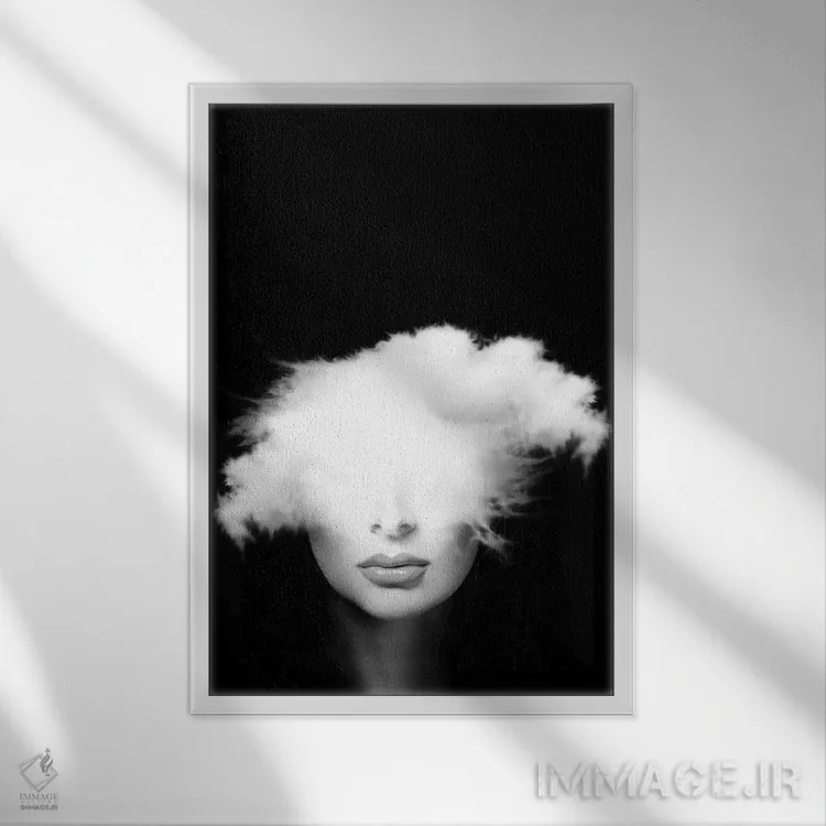 تابلو سر در ابرها اثر تاتیانا آمرِین - نمای قابدار سفید