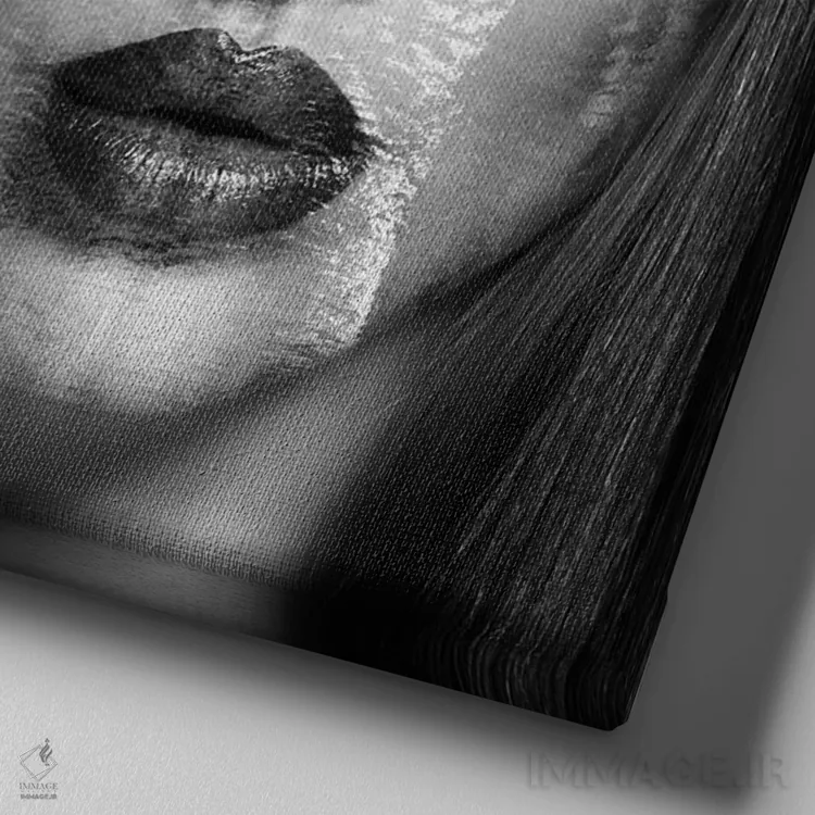 تابلو نقاب ونیزی اثر تاتیانا آمرِین - نمای نزدیک بافت بوم