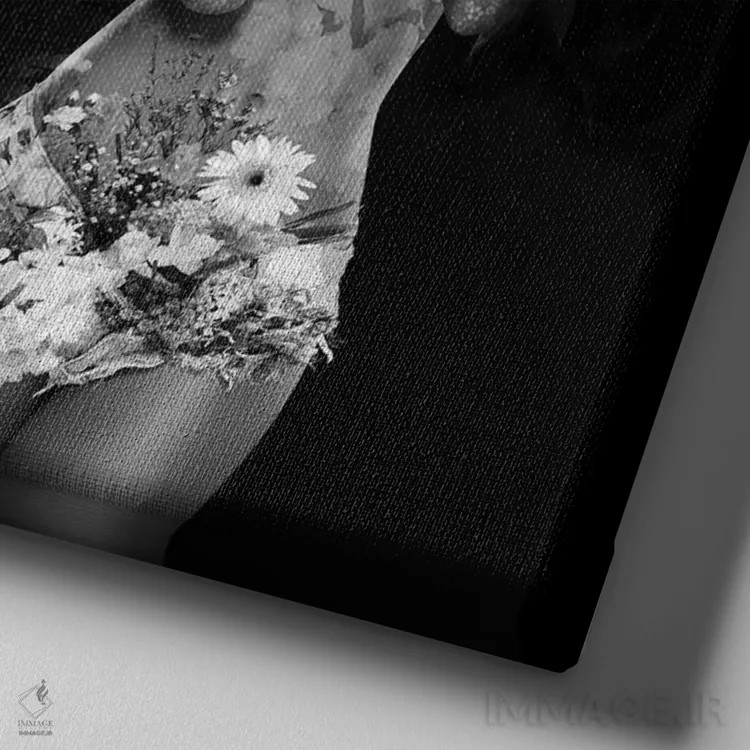 تابلو گلها اثر تاتیانا آمرِین - نمای نزدیک بافت بوم