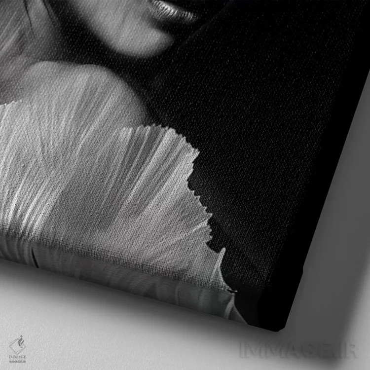 تابلو ماهیگیری V اثر تاتیانا آمرِین - نمای نزدیک بافت بوم