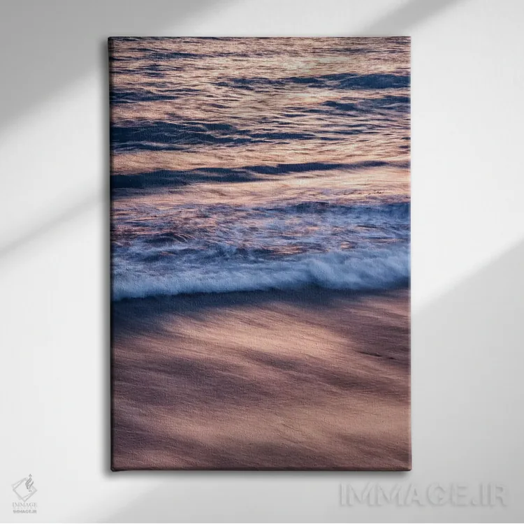 تابلو آمریکا، کالیفرنیا، لاجویا، انعکاس رنگ غروب در امواج ساحل ویندانسی اثر آن کالینز - نمای روبهرو روی دیوار