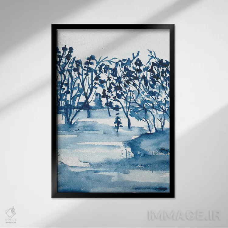 تابلو آبی روشن با آبرنگ اثر آنا اوز - نمای قابدار مشکی