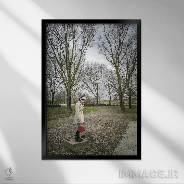 تابلو انسان کوچک IX اثر آلساندرو پاسرینی - نمای قابدار مشکی