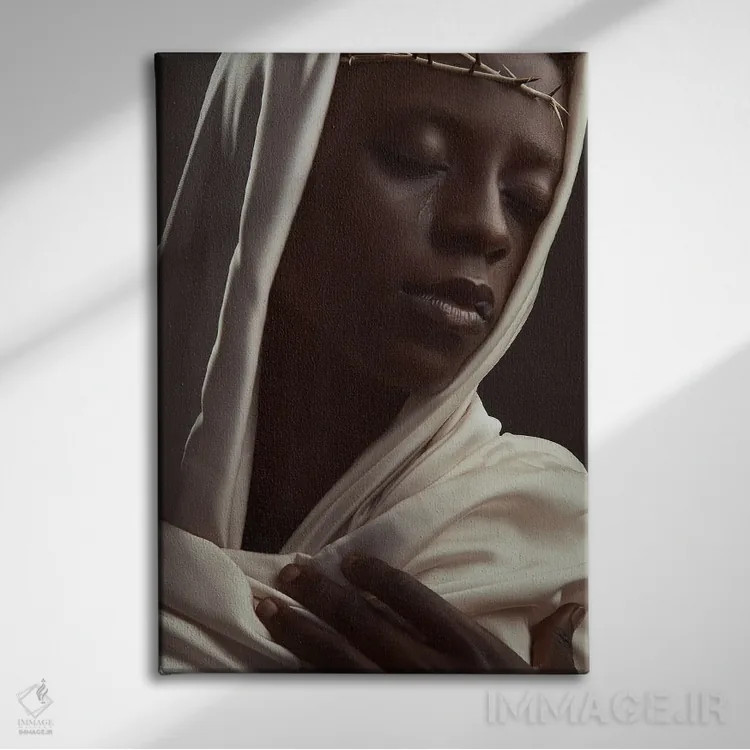 تابلو زن الهی اثر آدنیران آدسانیا - نمای روبهرو روی دیوار