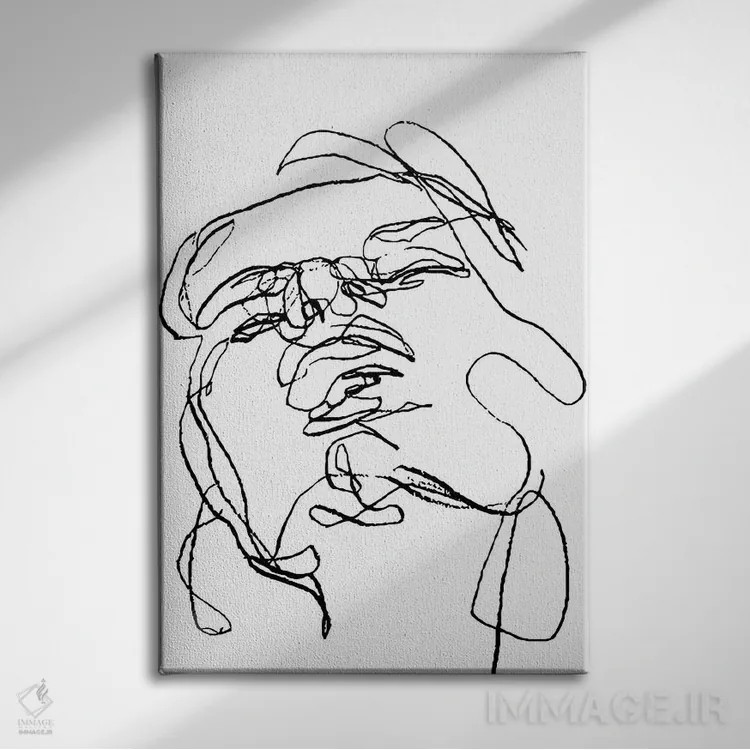 تابلو زن با چهره سیاه و سفید اثر آرت میرانو - نمای روبهرو روی دیوار