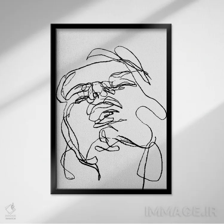 تابلو زن با چهره سیاه و سفید اثر آرت میرانو - نمای قابدار مشکی