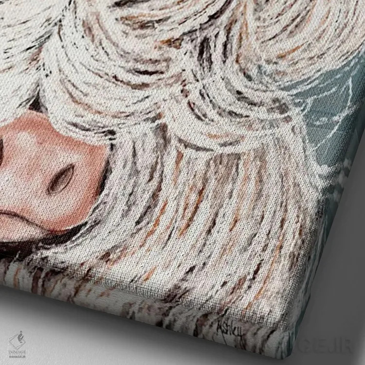 تابلو گاو پشمالو اثر اشلی بردلی - نمای نزدیک بافت بوم