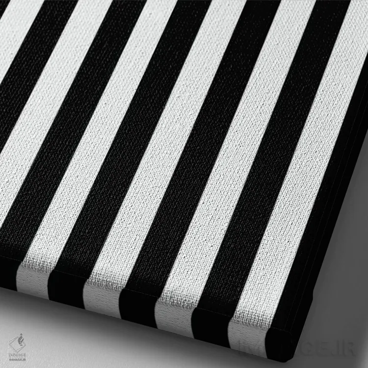 تابلو کاملِ ناقص (بینقص در نقص) اثر آلیسون پِتری - نمای نزدیک بافت بوم