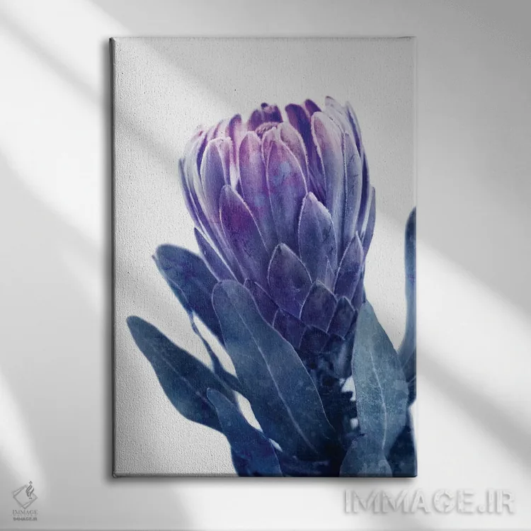 تابلو پروتئای آبی I اثر امیلی وینتیج کو (برند/استودیو) - نمای روبهرو روی دیوار