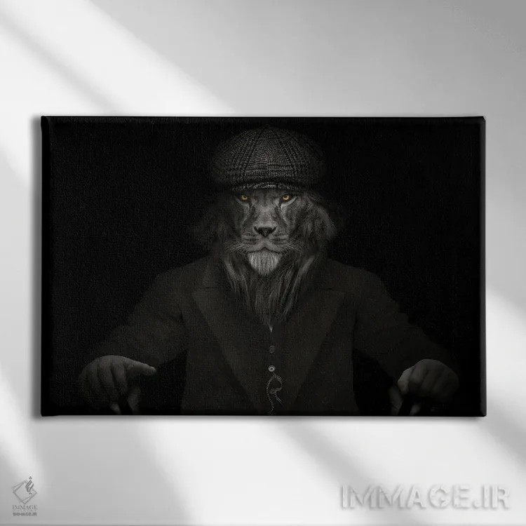 تابلو مرد به شکل شیر مافیایی نشسته اثر آدریان ویریو - نمای روبهرو روی دیوار
