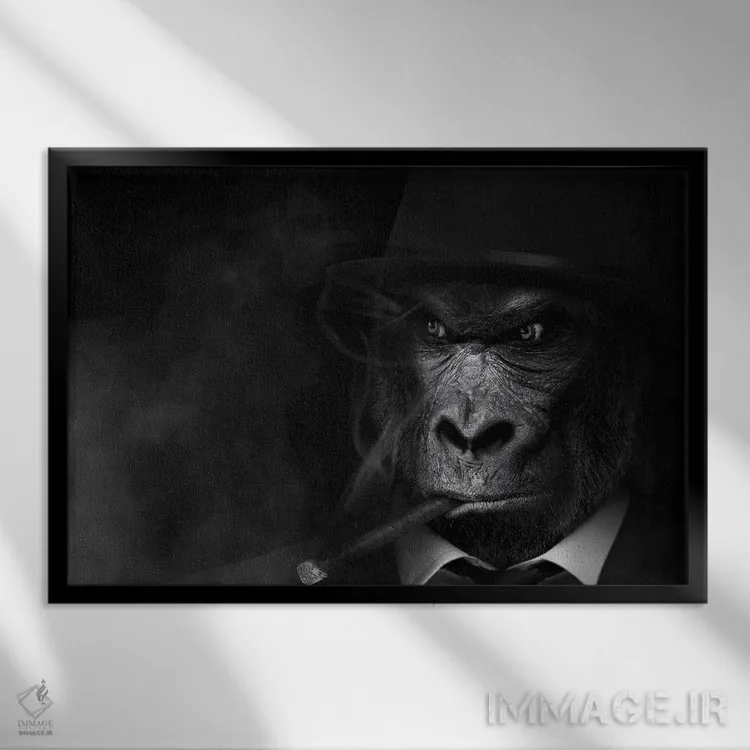 تابلو مرد به شکل گوریل، در حال سیگار کشیدن (سیاه و سفید) اثر آدریان ویریو - نمای قابدار مشکی