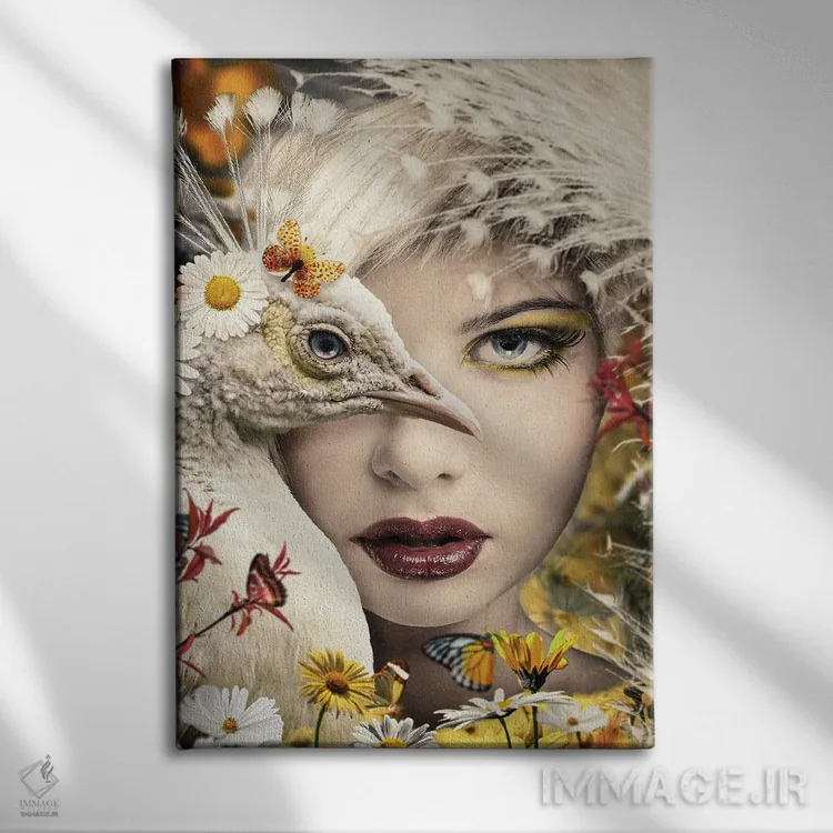 تابلو زن طاووسنما اثر آدریان ویریو - نمای روبهرو روی دیوار