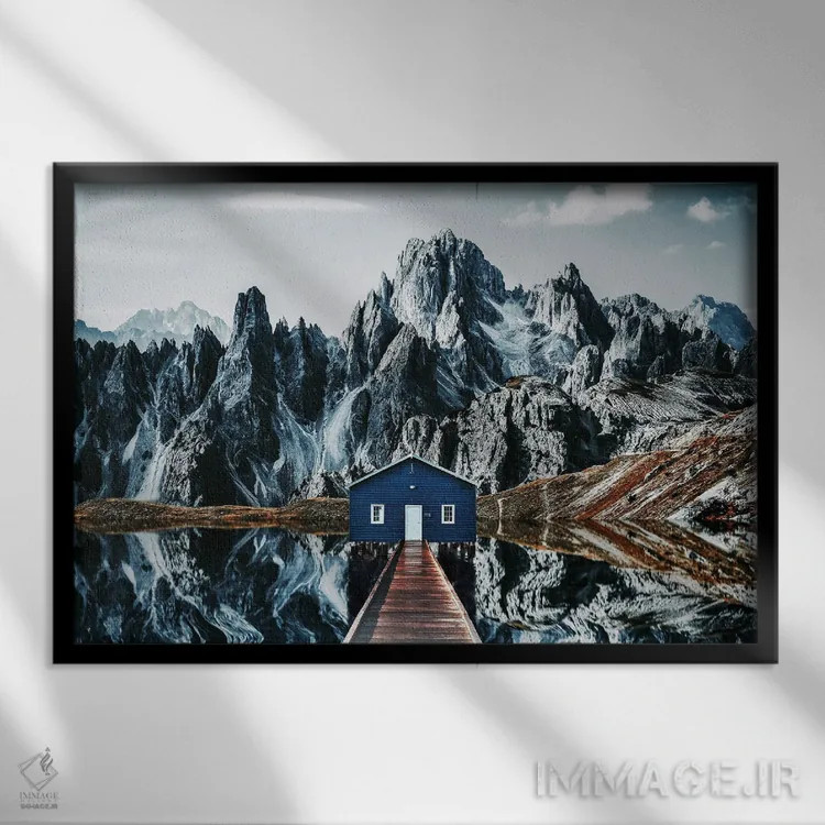 تابلو بازتاب کابین در کوهها در آب اثر آدریان ویریو - نمای قابدار مشکی