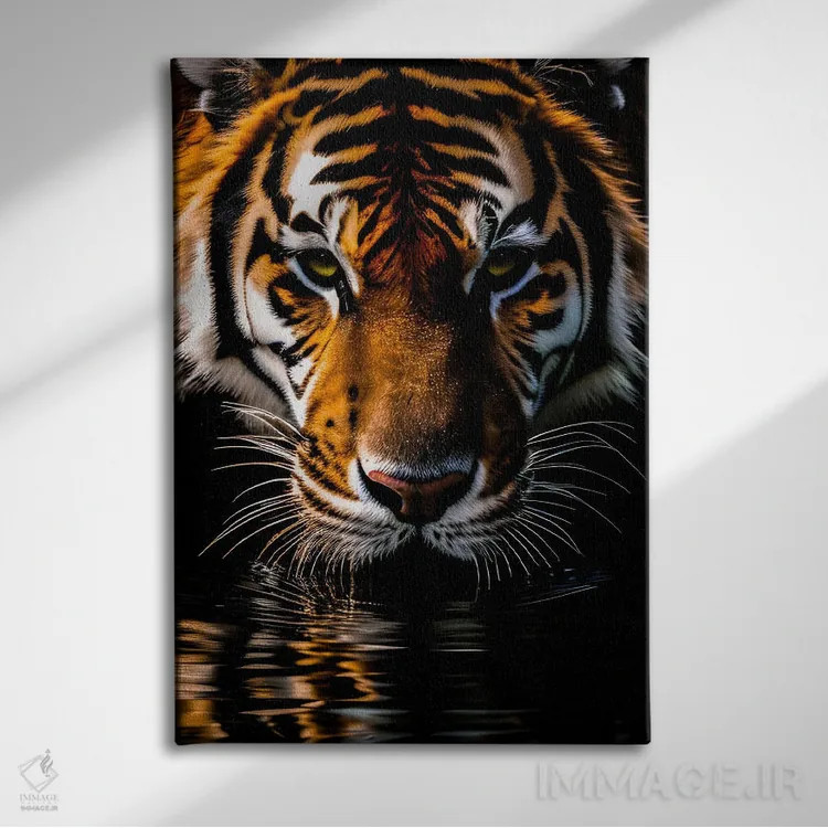 تابلو Animal,پرتره صورت ببر هنگام نوشیدن آب از دریاچه اثر آدریان ویریو - نمای روبهرو روی دیوار