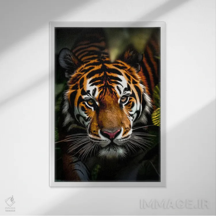 تابلو Animal In The Jungle,پرتره صورت ببر میان برگها در جنگل اثر آدریان ویریو - نمای قابدار سفید