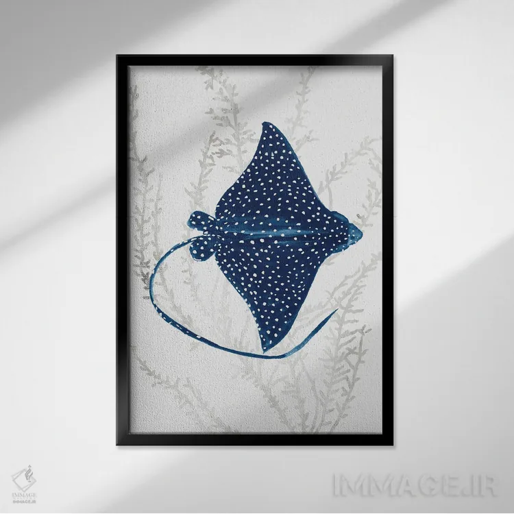 تابلو رِی ماهی آبی I (مانتا) اثر ایمی ویلسون - نمای قابدار مشکی