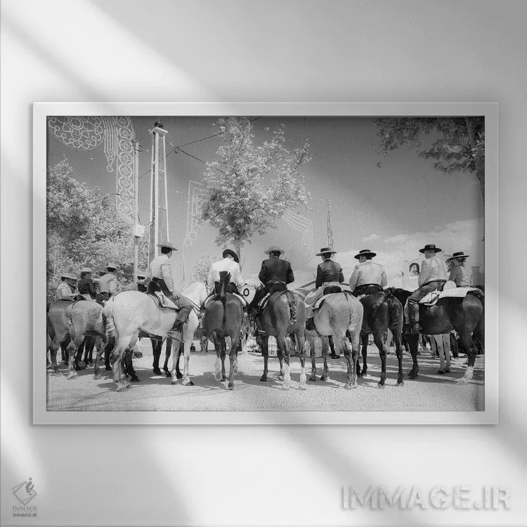 تابلو صف آرایی اثر اندرو لِوِر - نمای قابدار سفید