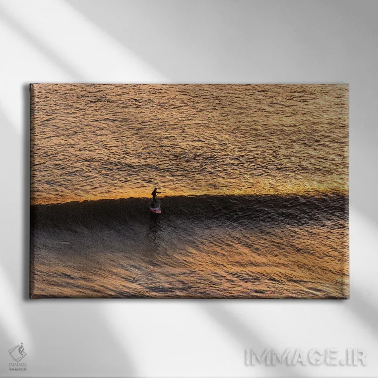 تابلو آخرین موج اثر اندرو لِوِر - نمای روبهرو روی دیوار