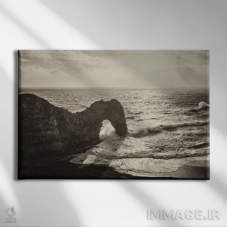 تابلو صخرهٔ دردل دور اثر اندرو لِوِر - نمای روبهرو روی دیوار