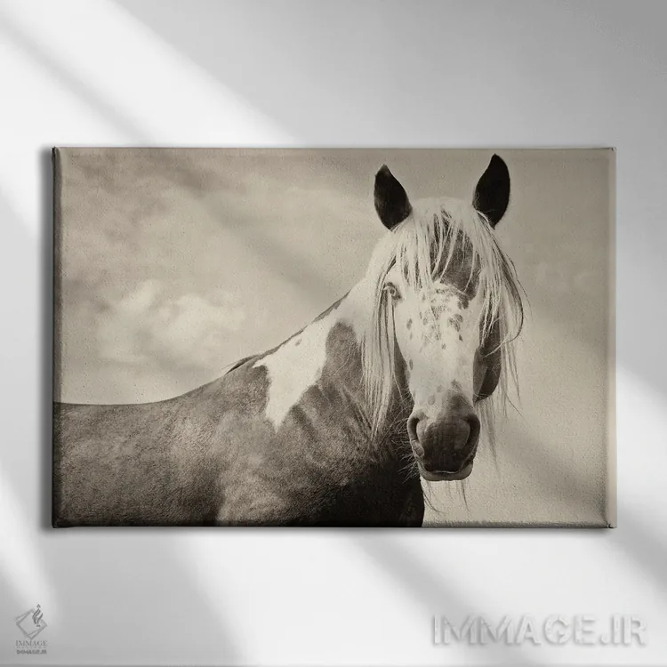 تابلو اسب نقاشیشده اثر اندرو لِوِر - نمای روبهرو روی دیوار