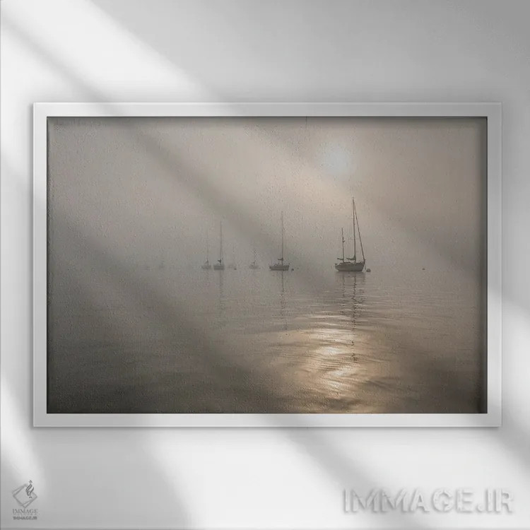تابلو قایقها در مه اثر اندرو لِوِر - نمای قابدار سفید