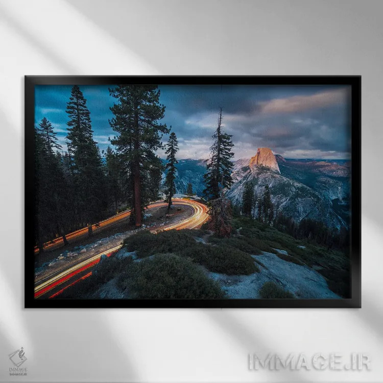 تابلو جادهی افسونگری نقطهی یخچالی اثر الکساندر اسلاوتسکی - نمای قابدار مشکی