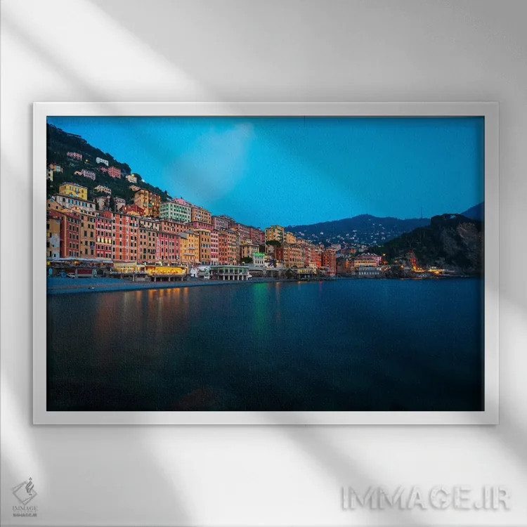 تابلو Italy,تفرجگاه ساحلی در کامولی، ایتالیا اثر الکساندر اسلاوتسکی - نمای قابدار سفید