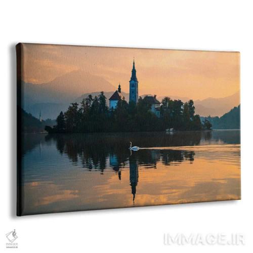تابلو لغزش ظریف قو بر دریاچه بلد اثر الکساندر اسلاوتسکی - نمای پرسپکتیو محصول
