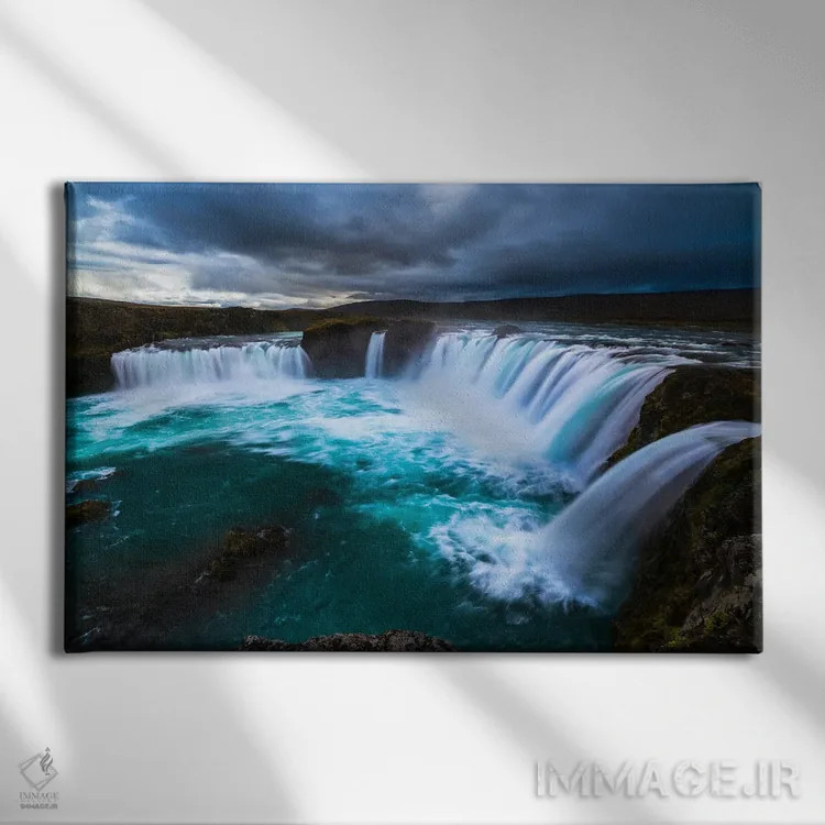 تابلو زمزمههای آبشارگون گودافوس اثر الکساندر اسلاوتسکی - نمای روبهرو روی دیوار